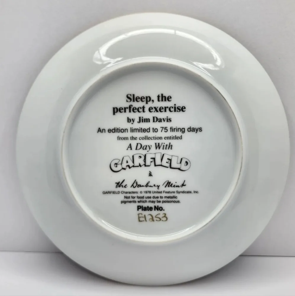 Garfield Collector’s Plate Danbury Mint - sleep the perfect exercise